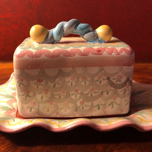 MACKENZIE CHILDS Dining Vintage Mackenzie Childs Madison Ruffled Covered Butter Dish Poshmark
